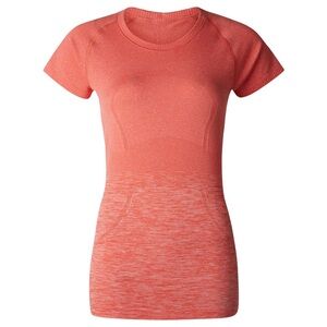 Lululemon Swiftly Tech Short Sleeve Crew in Heathered Alarming Red Pink Size 8